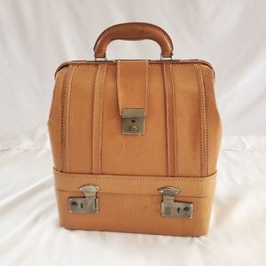 Vintage Leather Hard Sided Doctors Briefcase/Business Bag w/ Extra storage base.